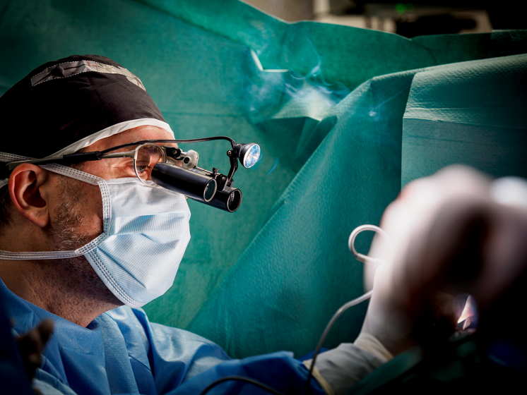 Lekarz posiadający specjalizację lub będący w trakcie specjalizacji (min. 5 rok) w dziedzinie kardiochirurgia  - ​​​​Klinika Kardiochirurgii WIM-PIB (kontrakt)