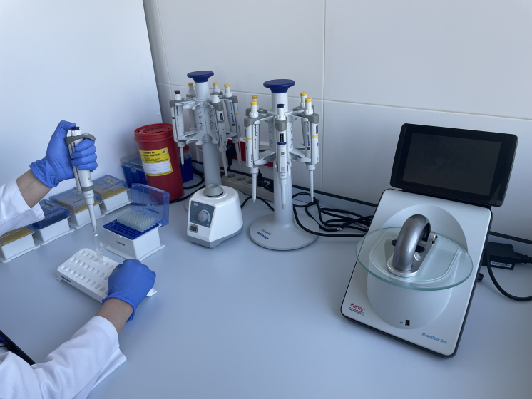 młodszy asystent w Pracowni Biobank-Bank Tkanek i Materiału Genetycznego Chorych na choroby Cywilizacyjne. - Wojskowy Instytut Medyczny Państwowy Instytut Badawczy Zakład Patomorfologii