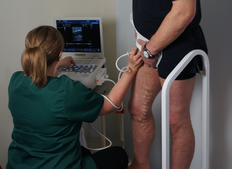 Lekarz posiadający specjalizację w dziedzinie chirurgia naczyniowa - ​Poradnia Chirurgii Naczyniowej WIM - PIB (kontrakt)